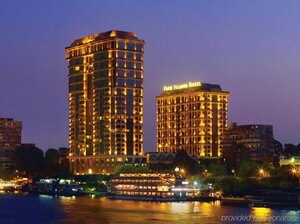 Гостиница Four Seasons Hotel Cairo At The First Residence