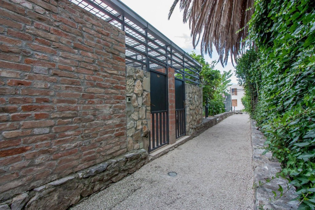 Фото Garden Apartment Hotel