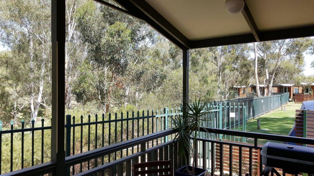 Фото Levi Park Caravan Park