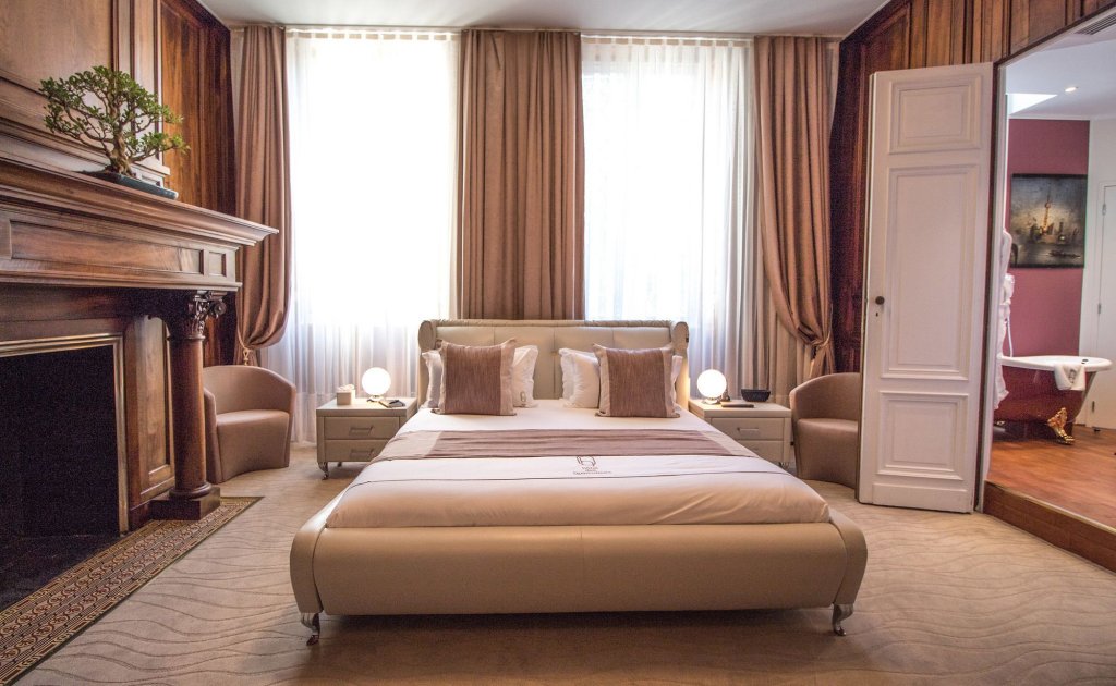 Фото Hôtel des Quinconces