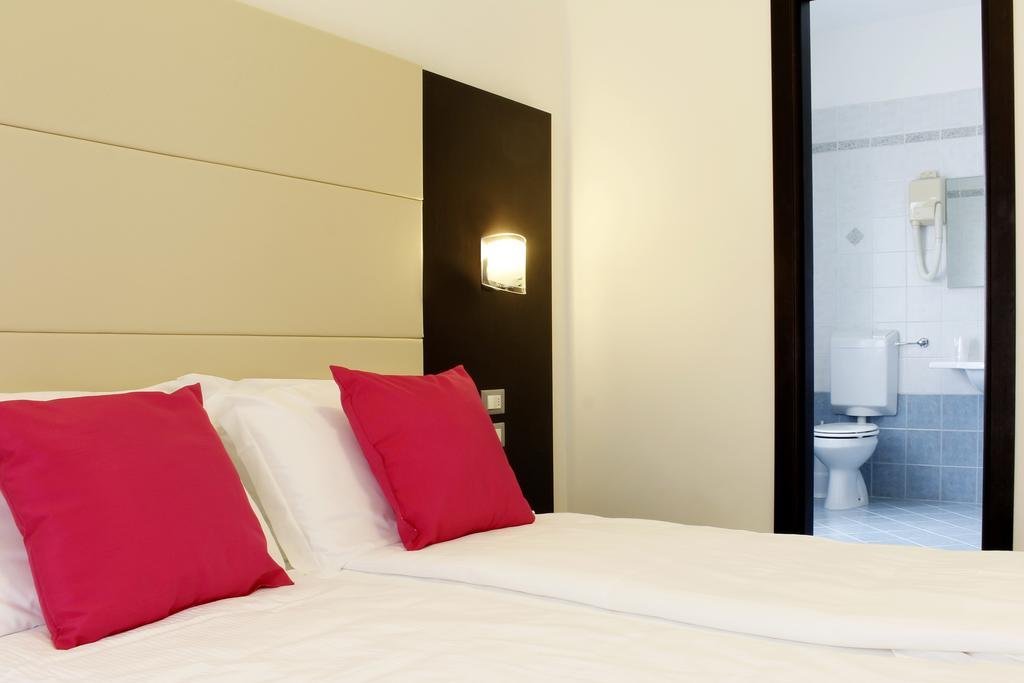 Фото Hotel Bristol