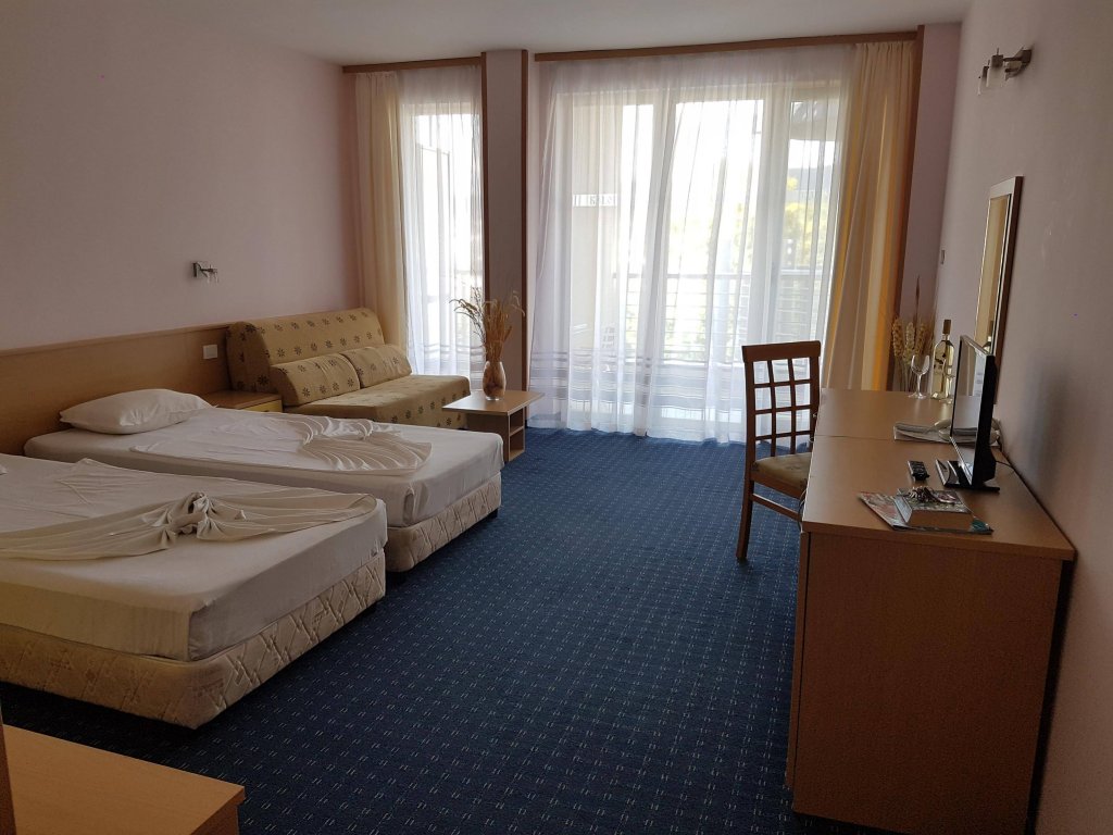 Фото Hotel Kalofer
