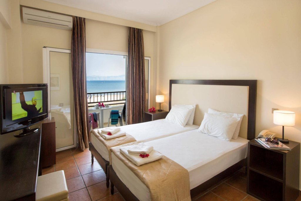 Фото Island Beach Resort - Adults Only