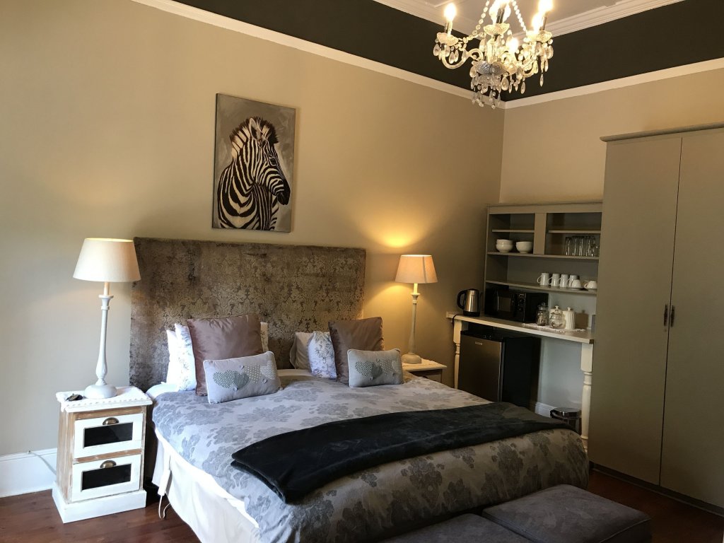 Фото Waterhouse Guest Lodges: 236/230 Bourke Street