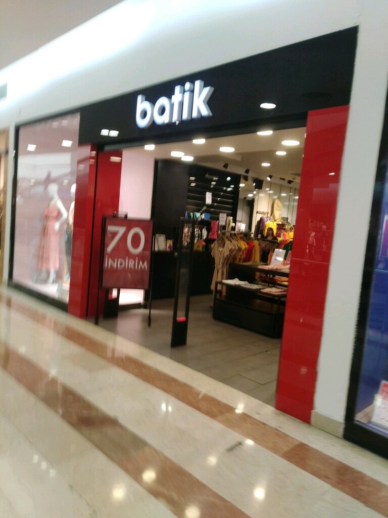 Batik Giyim Magazasi Baris Mah Sakarya Cad No 1 Beylikduzu Istanbul Turkiye Yandex Haritalar