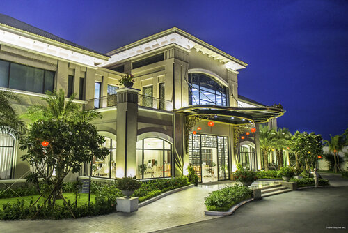 Внешний вид отеля Vinpearl Luxury Nha Trang в Нячанге, фото 2