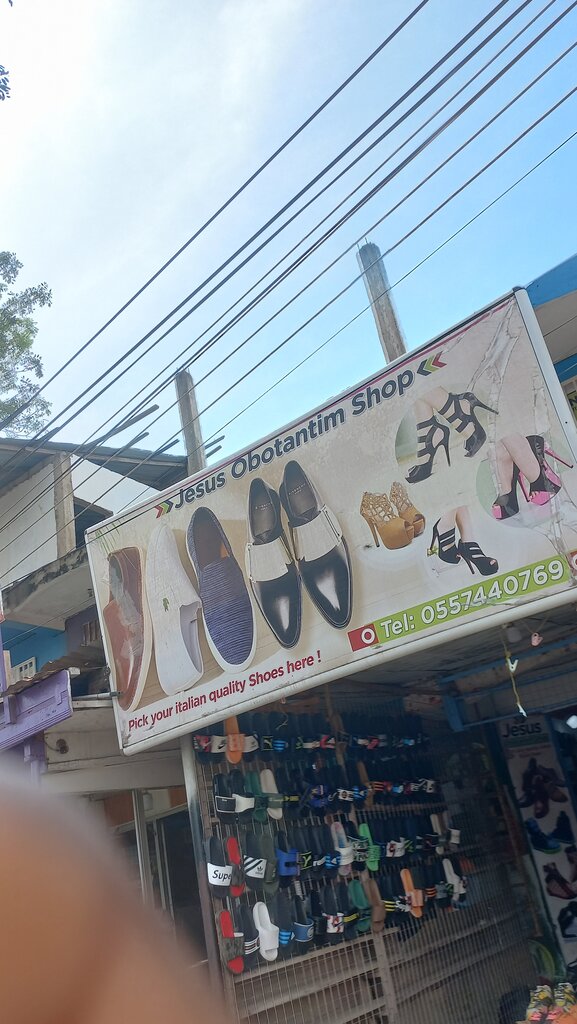 Shoe store Jesus Obotantim Shop, Accra, photo
