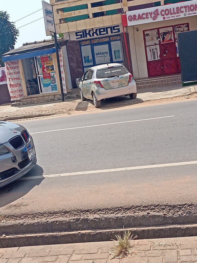 Automotive enamels, car paints Sikkens, Accra, photo