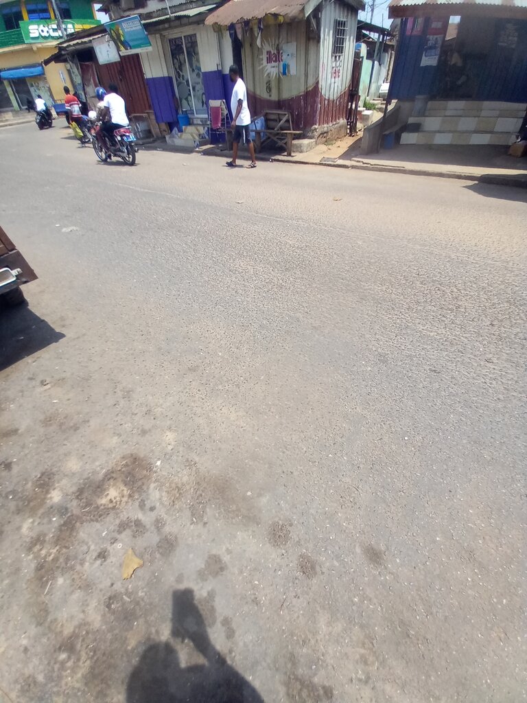 Electronics store Irie Ites Studio Gh, Accra, photo