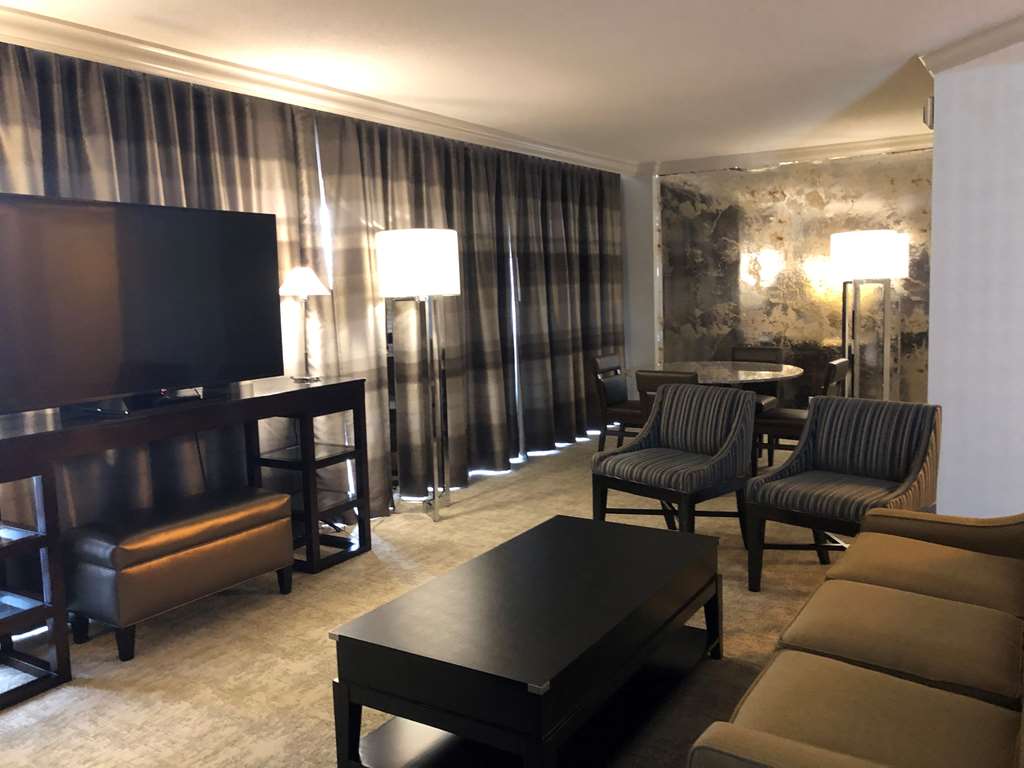 Фото Hilton Houston Post Oak by The Galleria