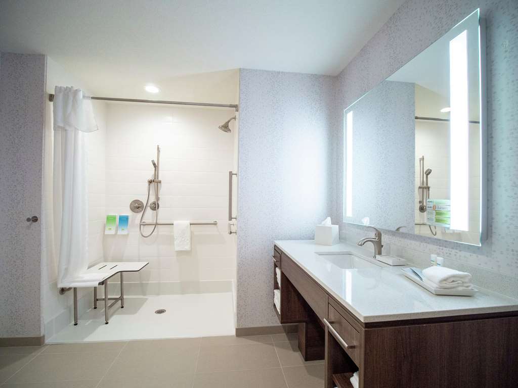 Фото Home2 Suites by Hilton Oklahoma City Nw Expressway