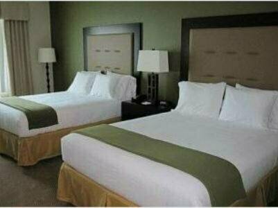 Гостиница Holiday Inn Express & Suites Jacksonville-Mayport/Beach, an Ihg Hotel в Атлантик Бич