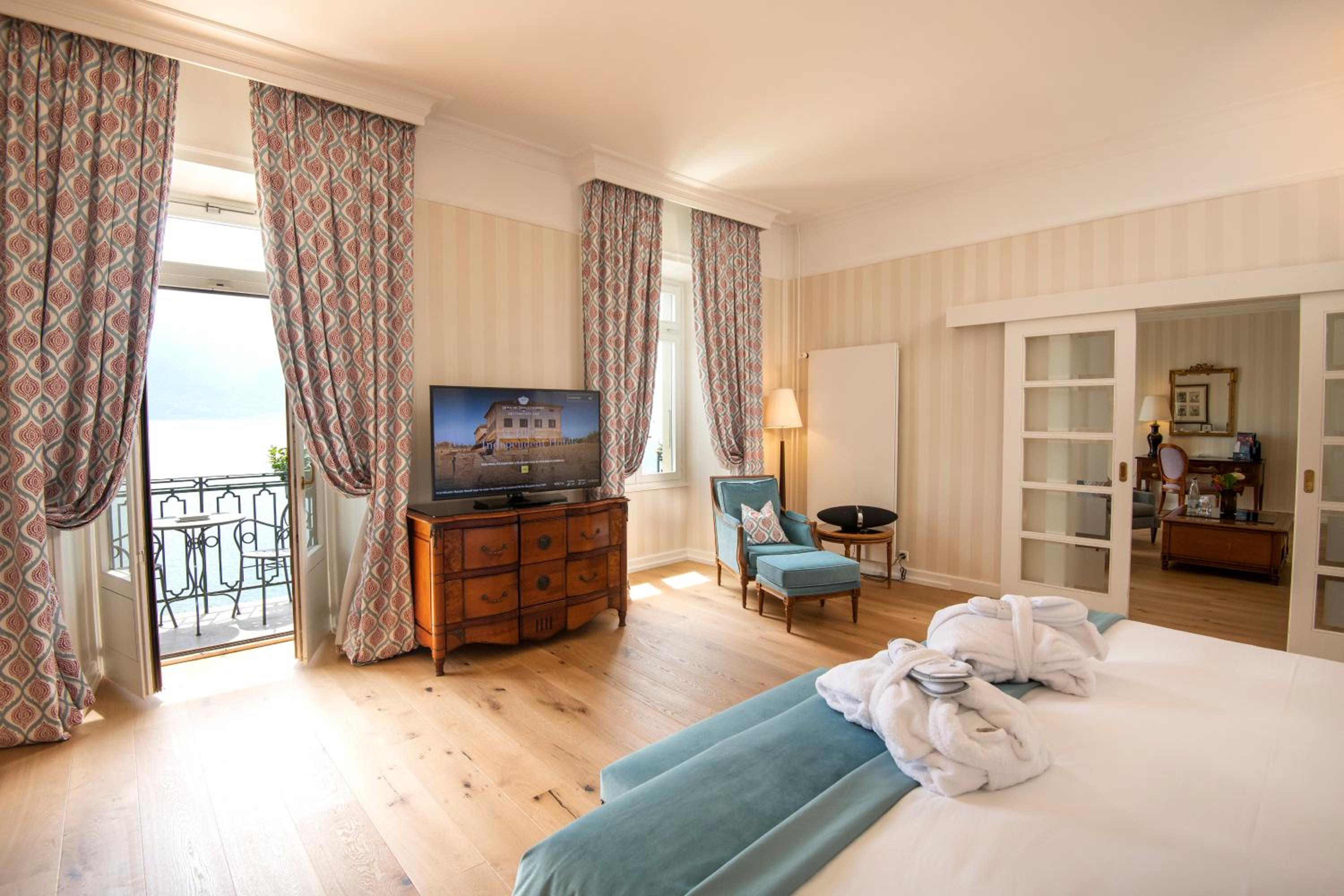 Фото Hotel Des Trois Couronnes