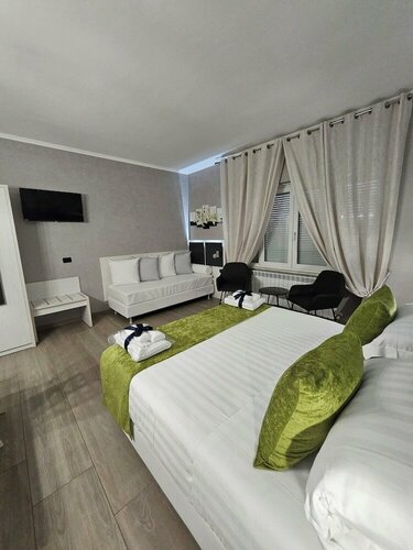 Внешний вид отеля Albis Rooms Guest House в Фьюмичино, фото 2