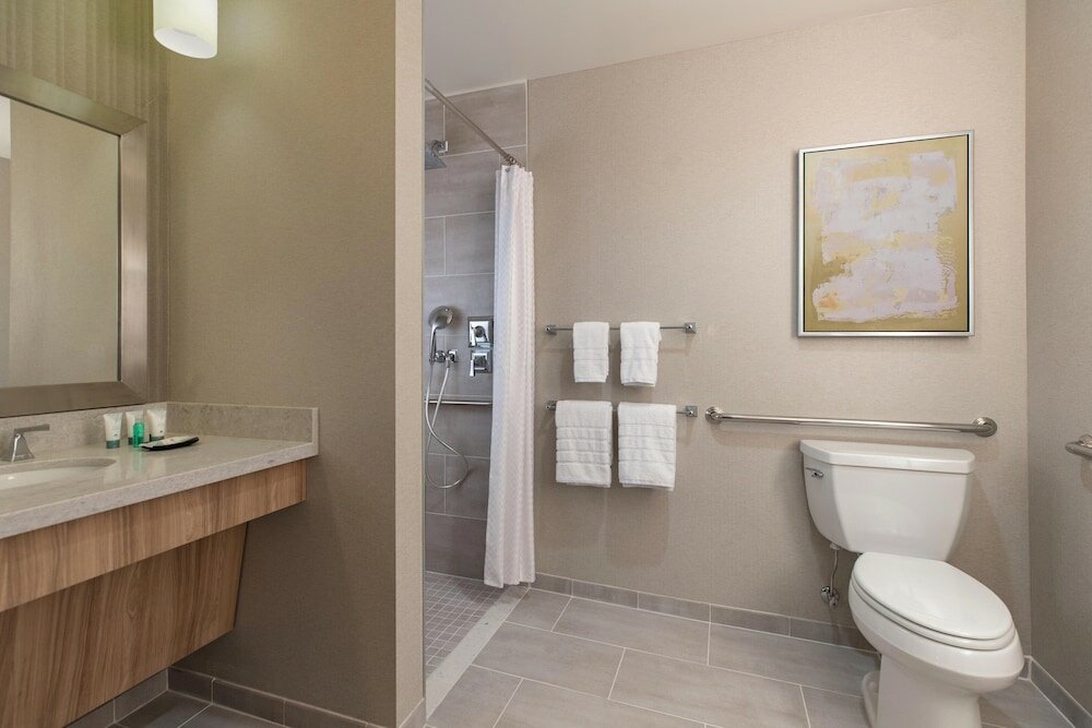 Фото The Westin Chicago Lombard