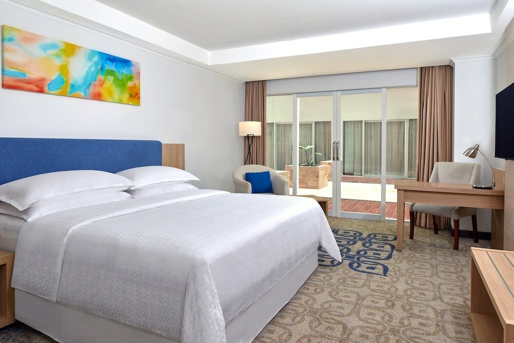 Фото Four Points by Sheraton Makassar