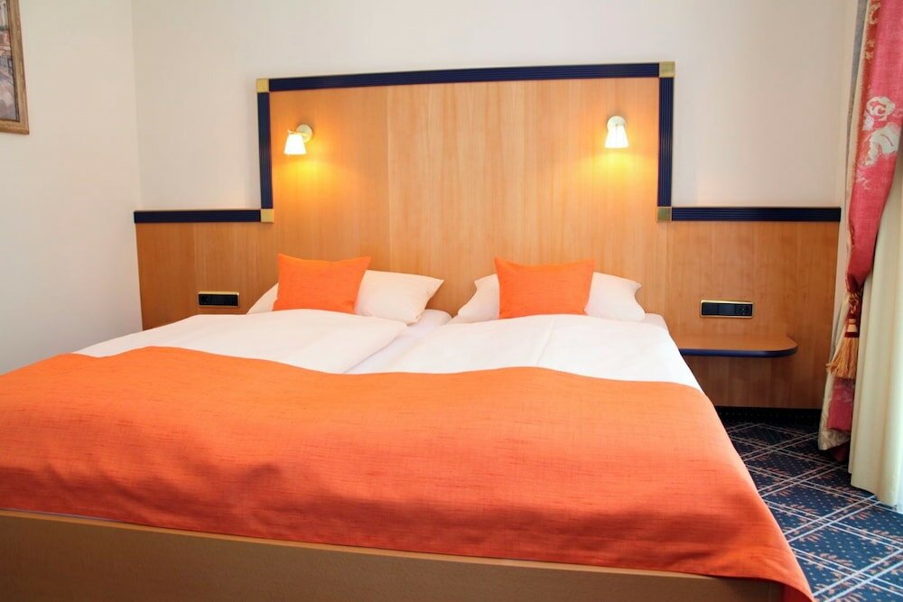 Фото Hotel zur Post
