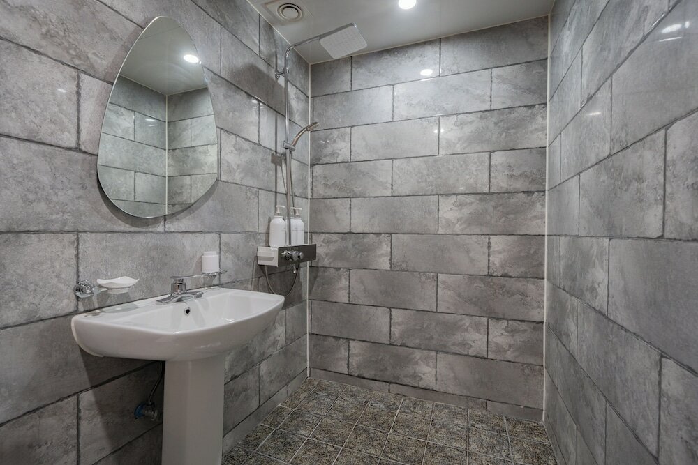 Фото Hotel Yeogiuhtte Gwangju Station