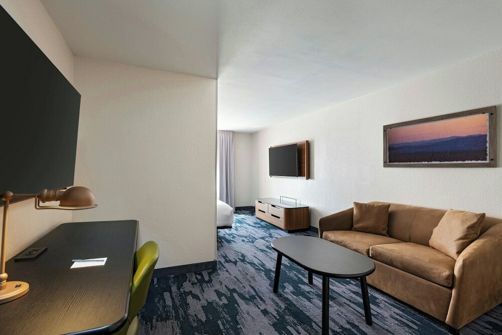 Фото Fairfield Inn & Suites by Marriott Austin-University Area