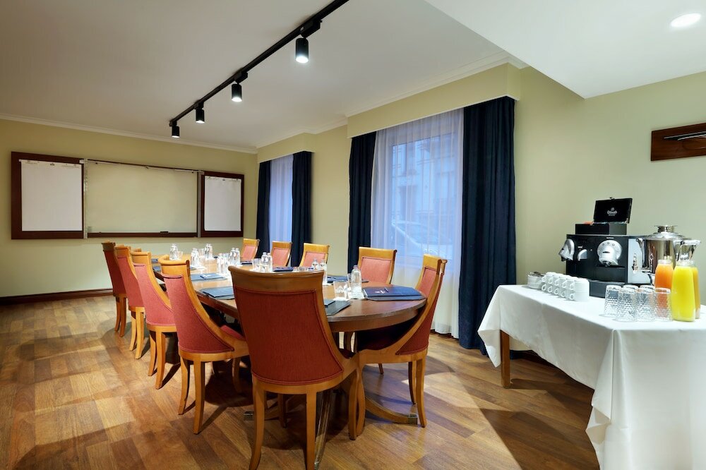 Фото Eurostars Montgomery