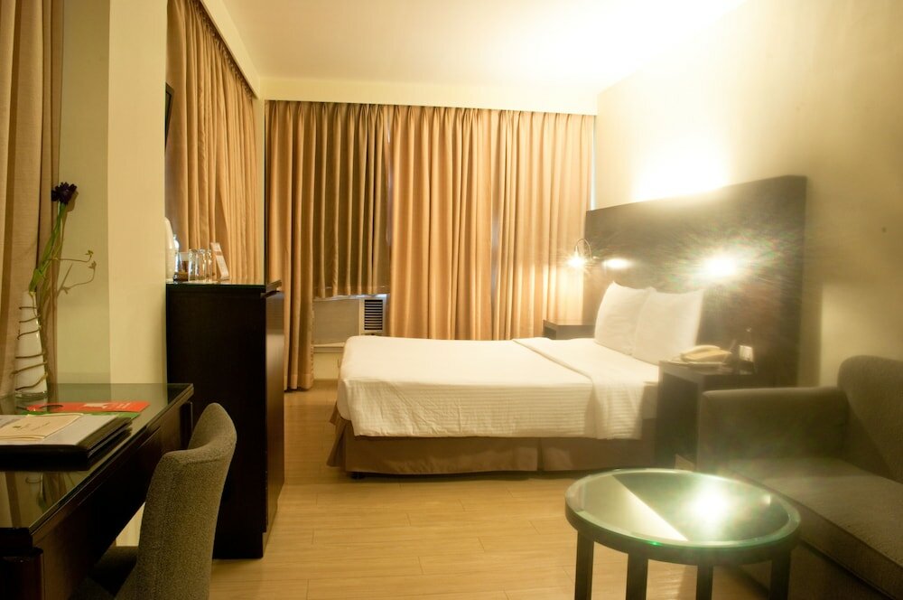 Фото Pearl Lane Hotel