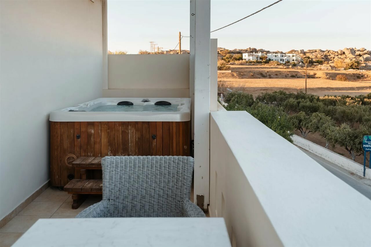 Фото Mitos Suites