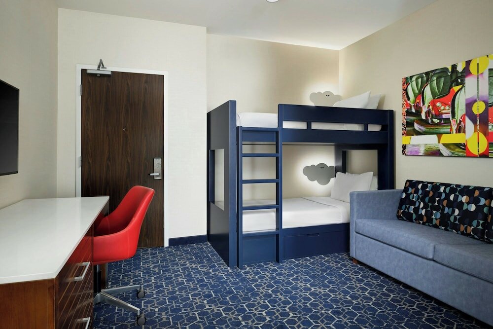 Фото SpringHill Suites by Marriott at Anaheim Resort/Conv. Cntr