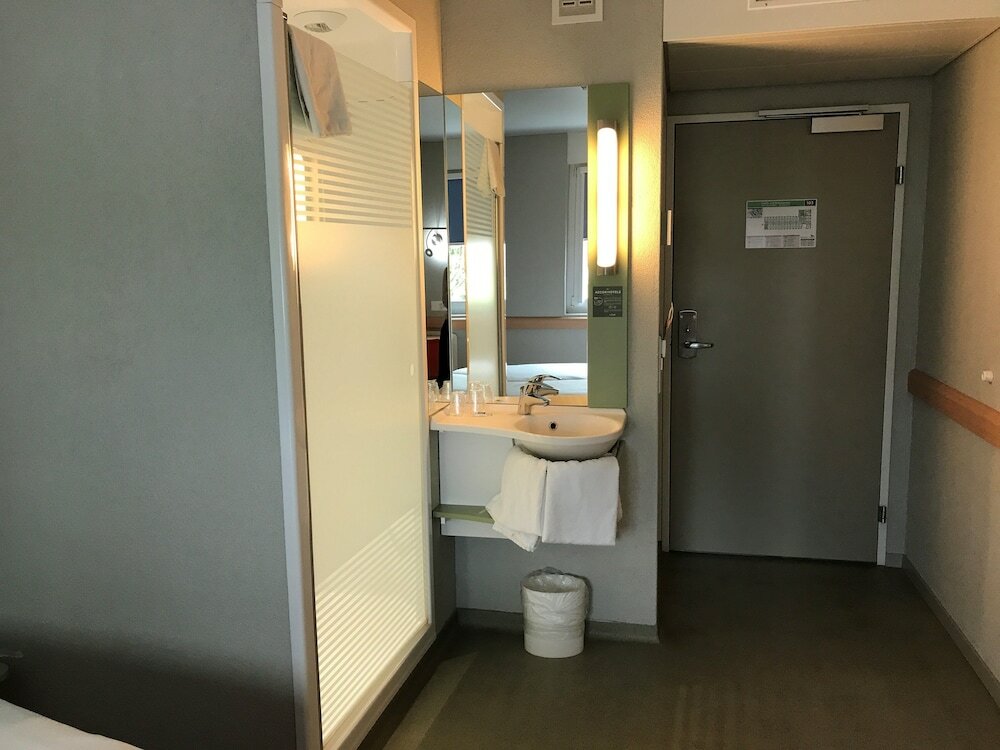 Фото Ibis budget Zurich Airport