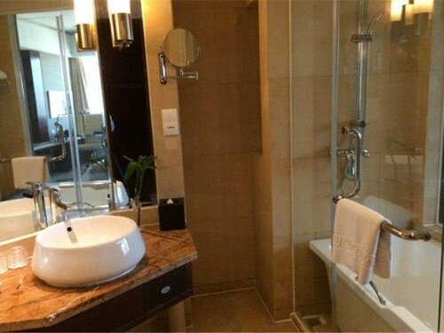Гостиница Fuhong International Hotel в Бэньси