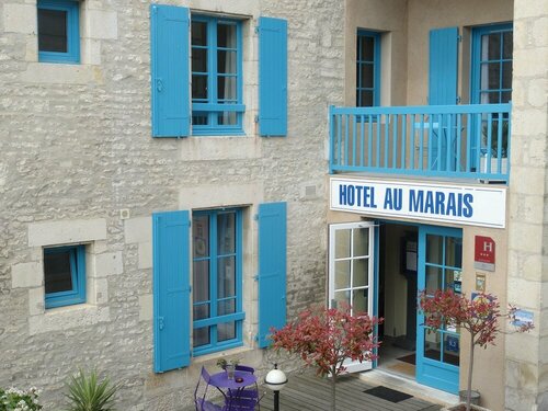 Внешний вид отеля Hôtel au Marais в Кулоне, фото 1
