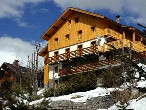 Гостиница Hotel Eliova Le Génépi в Альбервиле