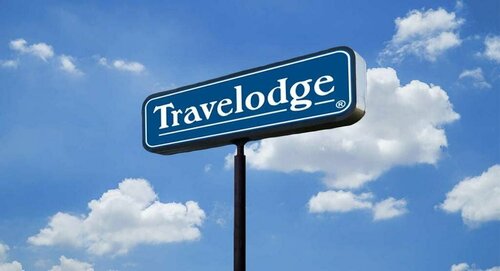 Внешний вид отеля Travelodge by Wyndham Brandon в Брендоне, фото 4