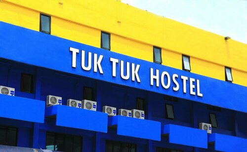 Tuk Tuk Hostel