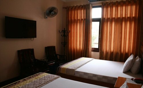 Гостиница Van Nam Hotel в Халонге