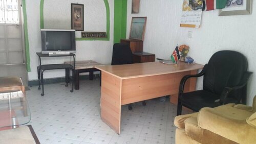 Гостиница Marlin Guest Resort в Накуру