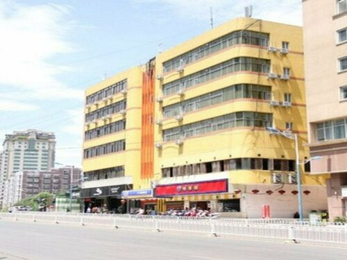 Гостиница 7 Days Inn Kunming Qingnian Road в Куньмине