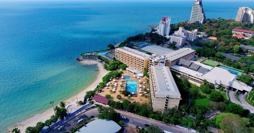 Гостиница Dusit Thani Pattaya в Паттайе