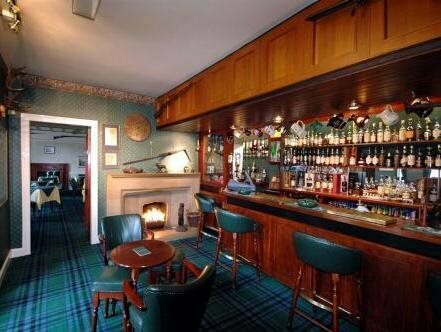 Гостиница Glenmoriston Arms Hotel в Области Хайленд