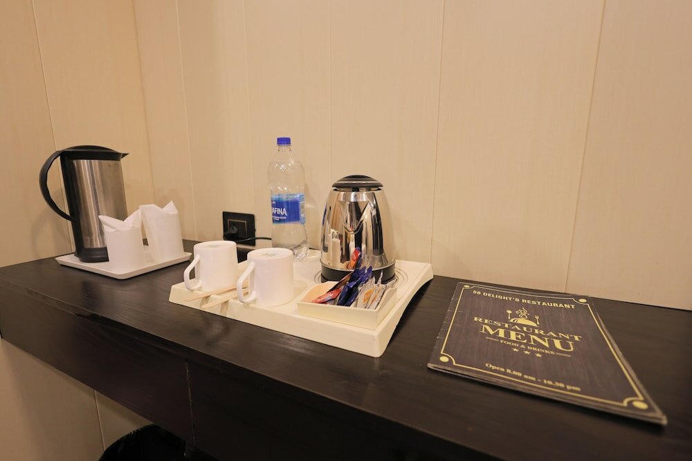 Фото Hotel Krishnam