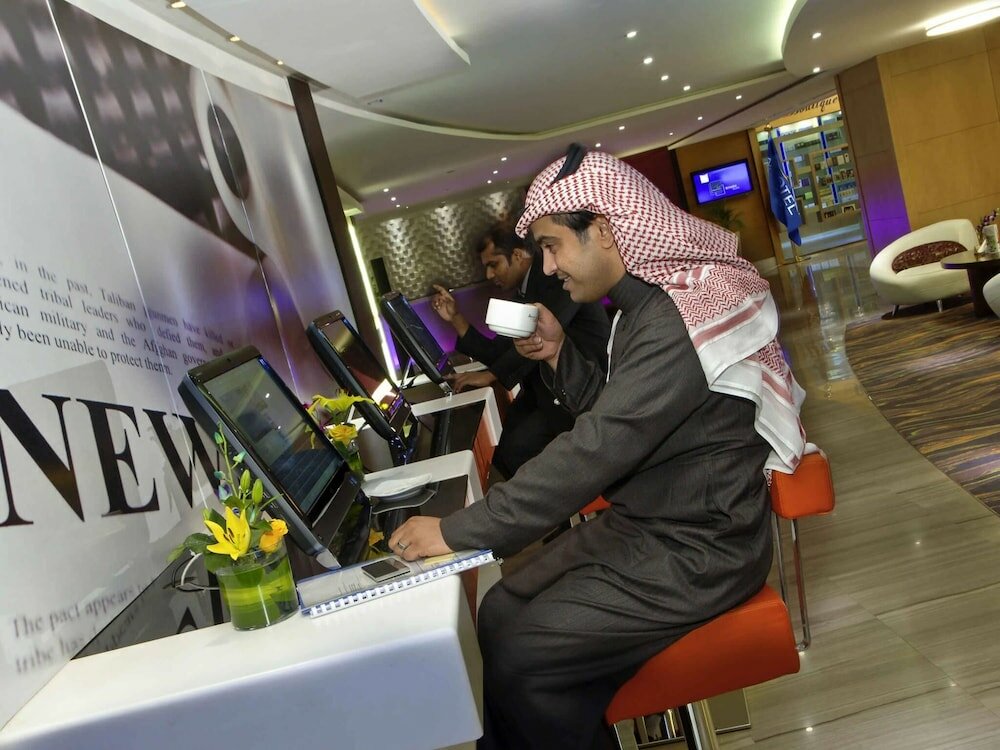 Фото Novotel Suites