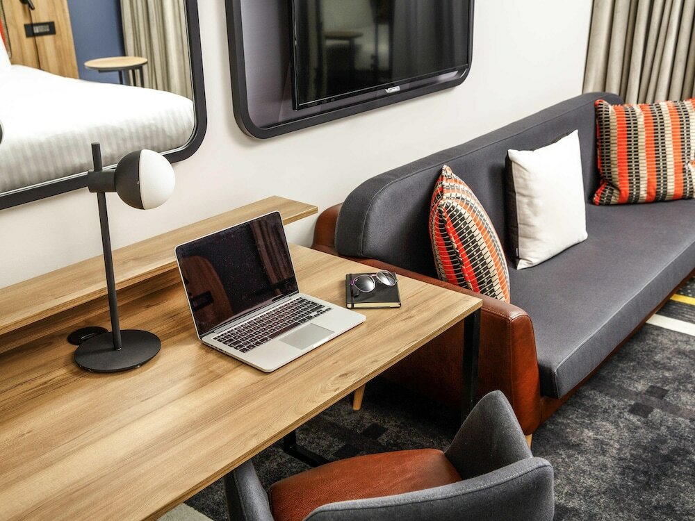 Фото Ibis Styles London Gloucester Road