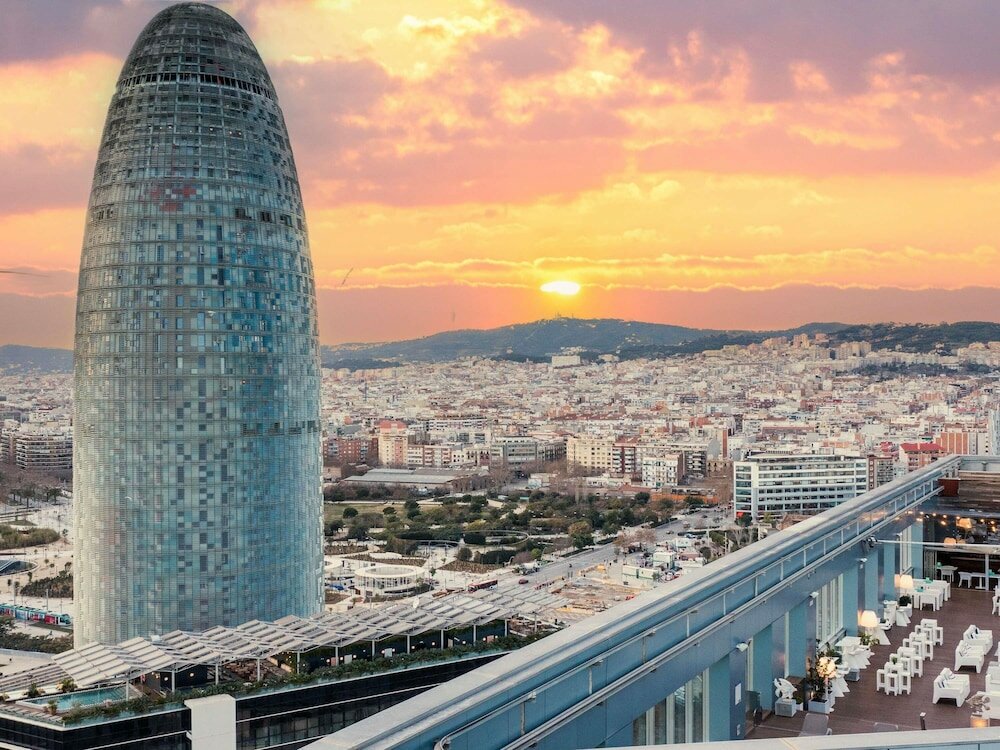 Фото Novotel Barcelona City