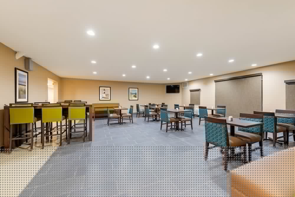 Фото Comfort Inn & Suites