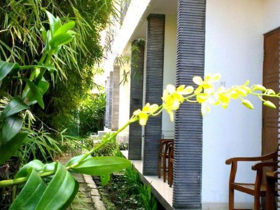 Фото Puri Pangeran Hotel