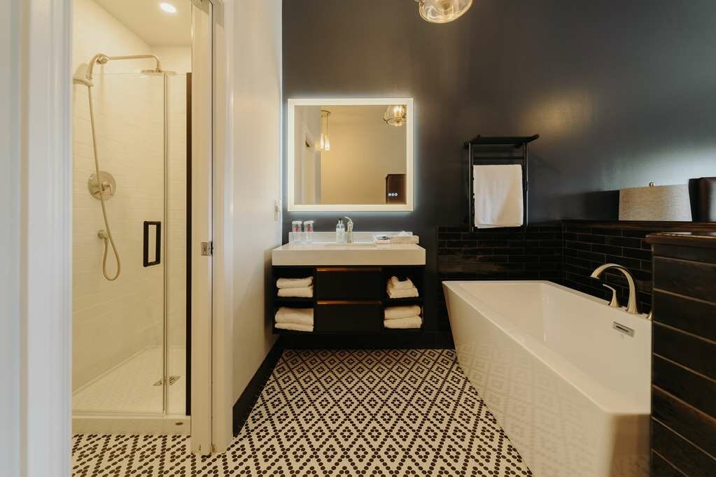 Фото Mercer Hotel Downtown, Bw Premier Collection