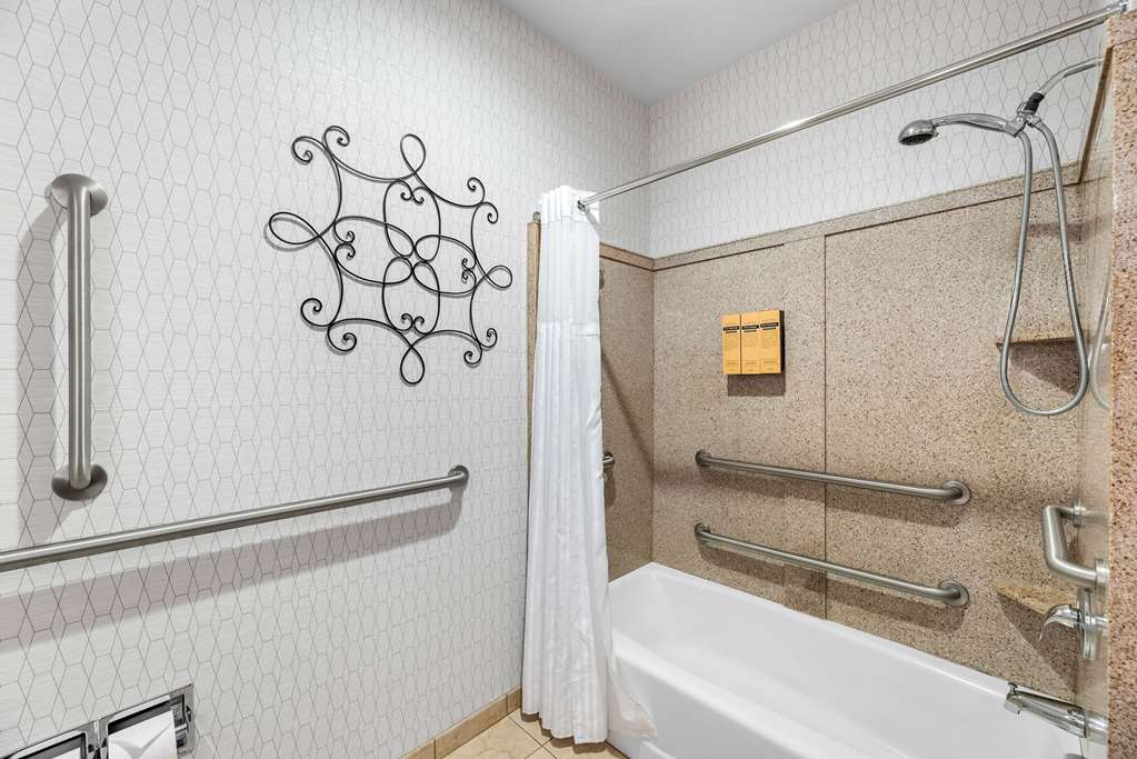 Фото Best Western Plus Abbey Inn