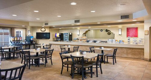 Гостиница Best Western San Dimas Hotel & Suites в Помоне