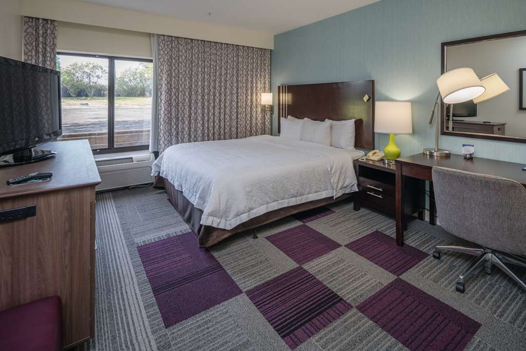 Фото Hampton Inn Livermore