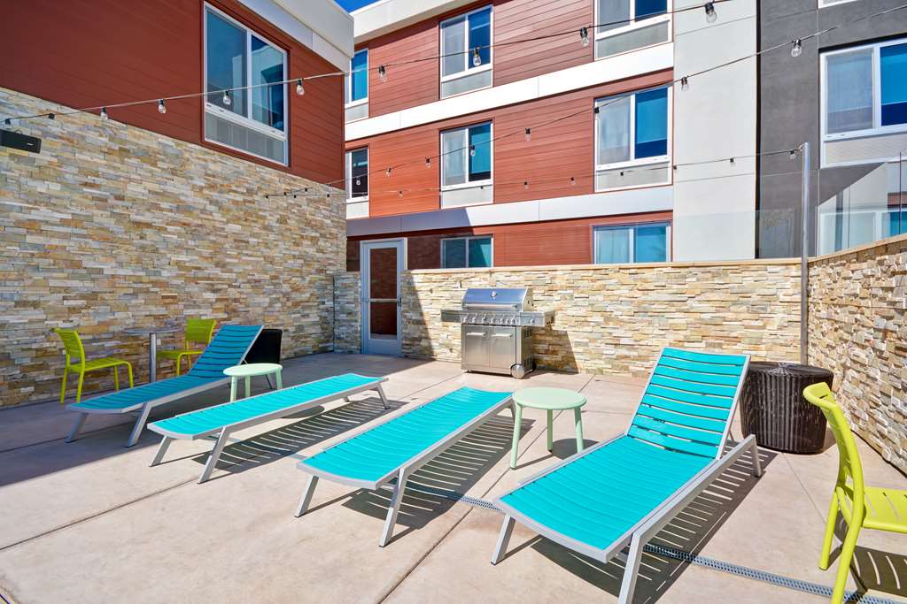Фото Home2 Suites by Hilton Livermore