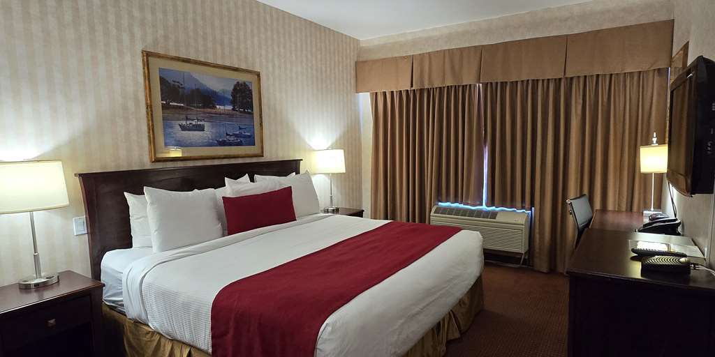 Фото SureStay by Best Western Richmond Vancouver Airport